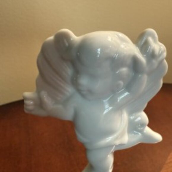Cherub Candle Extinguisher - Picture 2 of 6